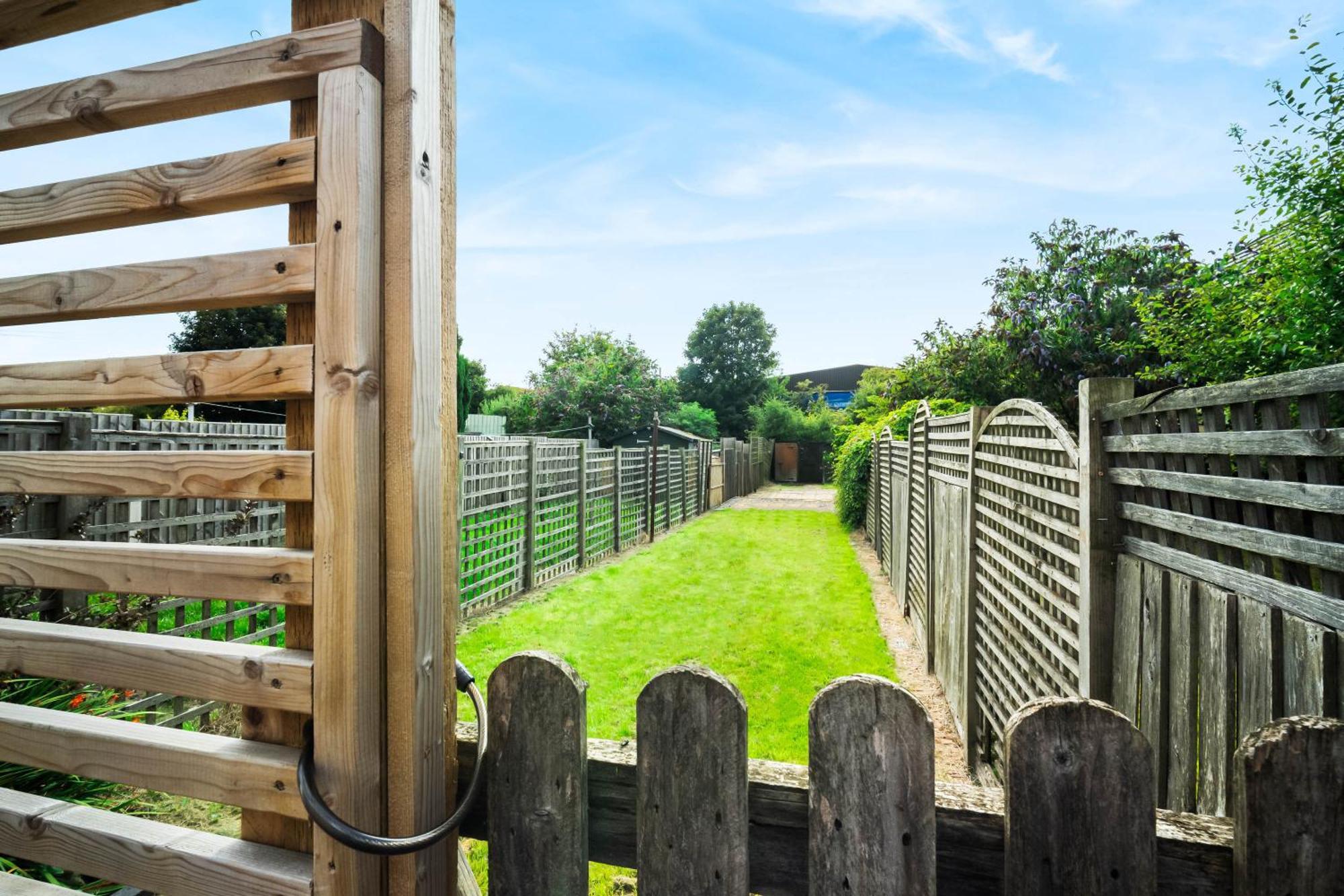 Stylish 3 Bedroom House - 6 Guests - Garden - Parking - Netflix - Wifi - 17M Birmingham Eksteriør bilde