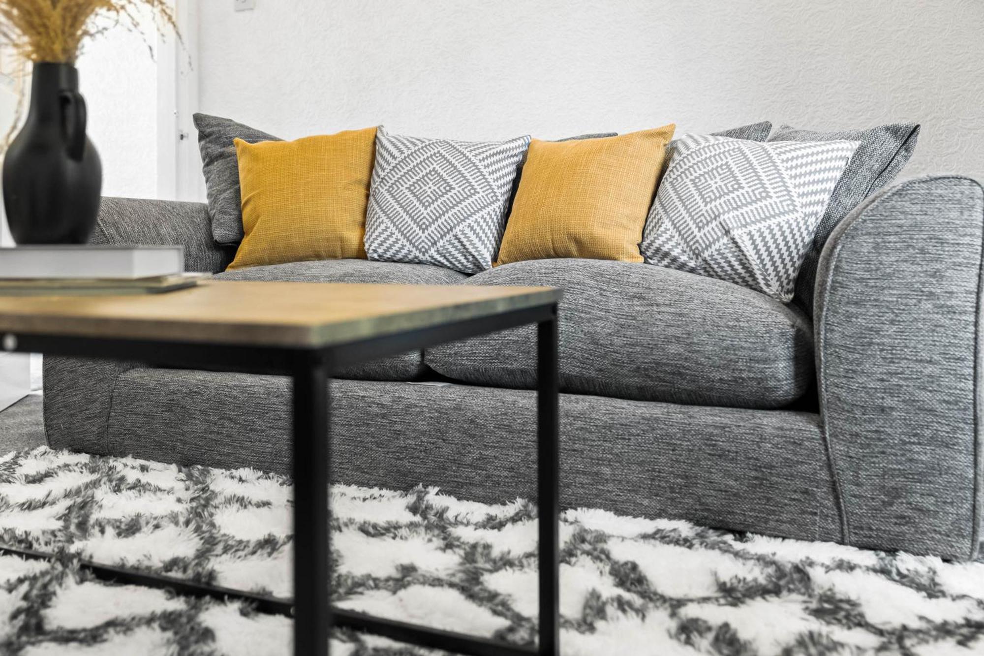 Stylish 3 Bedroom House - 6 Guests - Garden - Parking - Netflix - Wifi - 17M Birmingham Eksteriør bilde